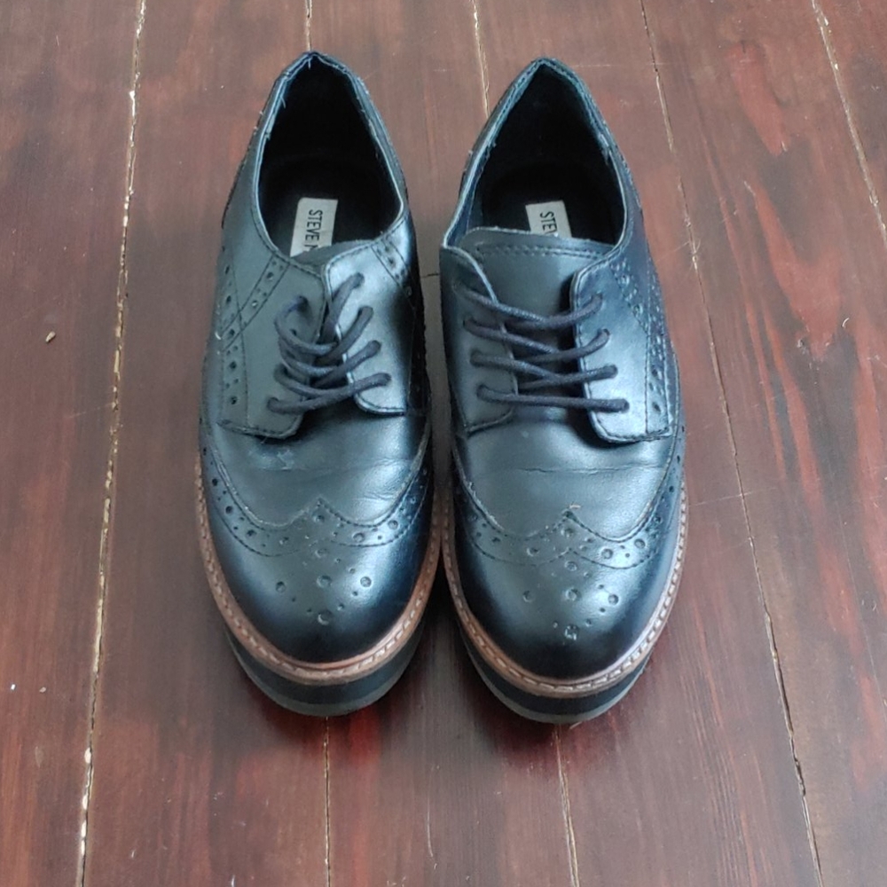 Black Flatform Wingtip Oxford